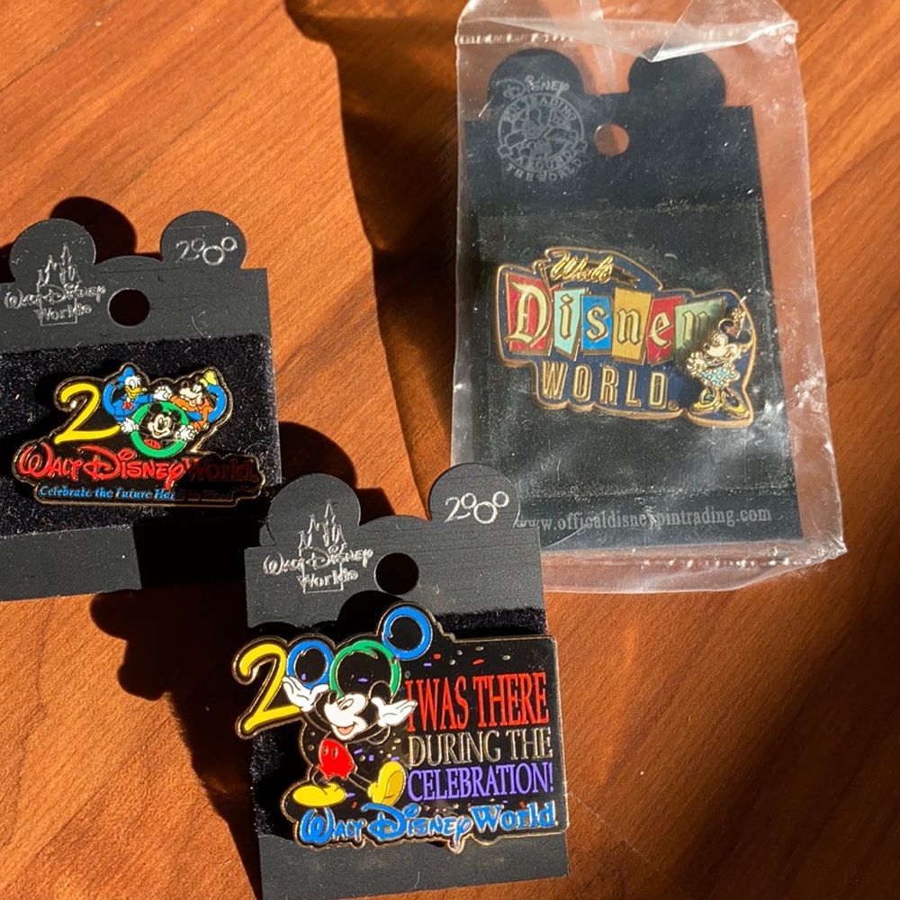 New, Walt Disney World pin set of 3